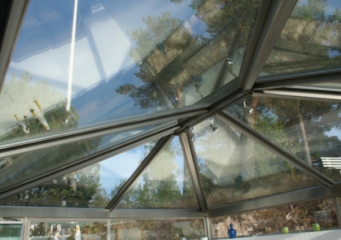 hagepaviljong-luksus-staalpaviljong-havepaviljong-glasspavilion-glasstak-rustfritt-staal-glassvapiljong-luxus-staalpaviljong-glasstak