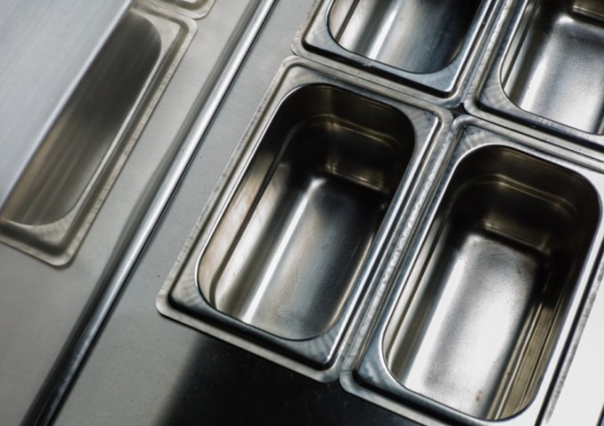 kullgrill-rustfritt-staal-gastronombakker-til-kullgrill-rustfritt-staal-eksklusiv-kullgrill-rustfri-staalgrill